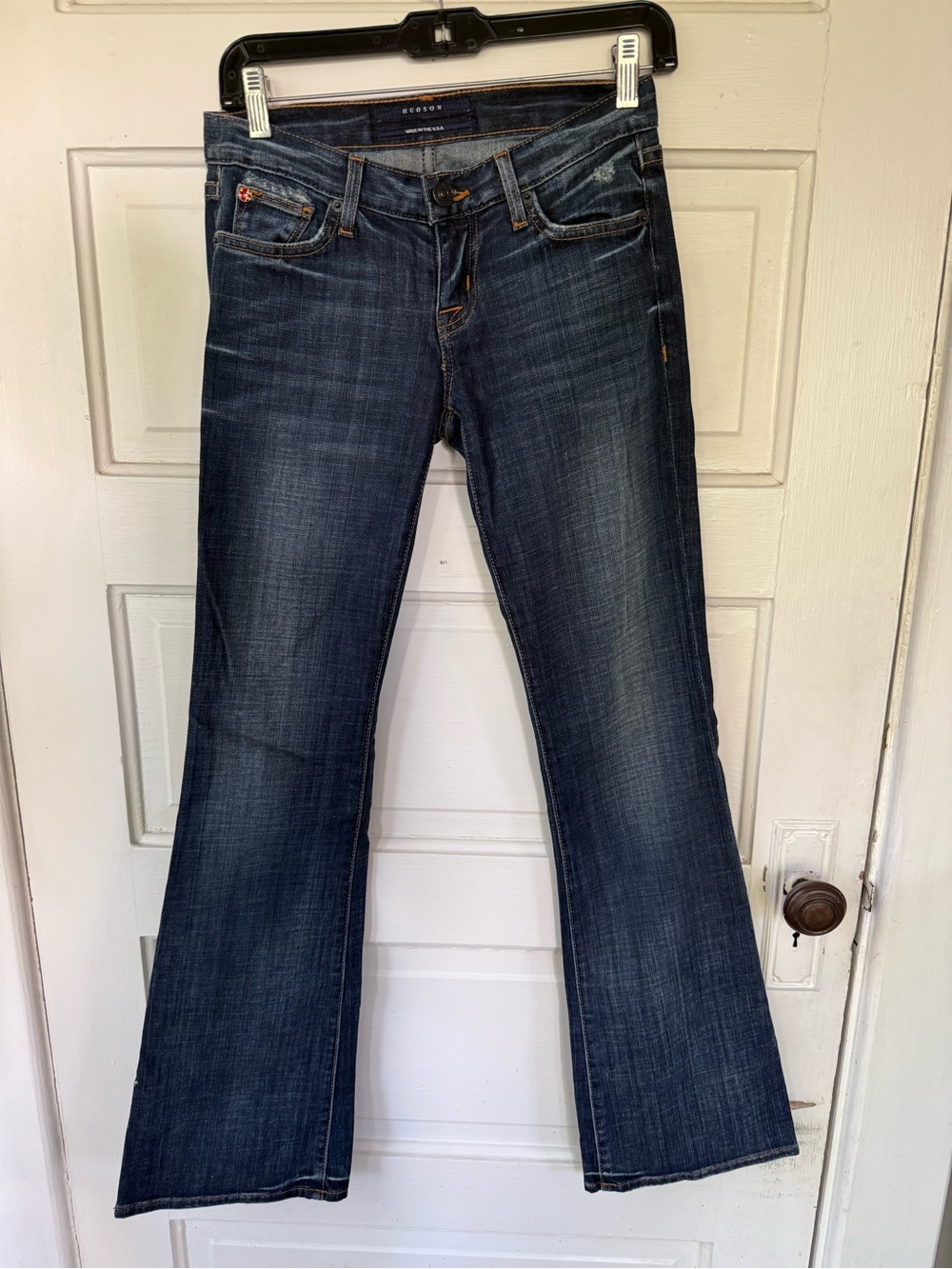 Hudson- NWOT- Women’s Dark Blue Bootcut Jeans Size 25